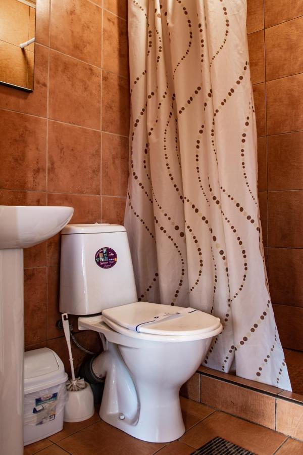 Bilya Richky Hotel Kamianets Podilskyi Bagian luar foto