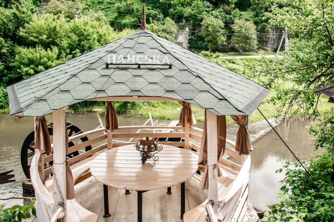 Bilya Richky Hotel Kamianets Podilskyi Bagian luar foto