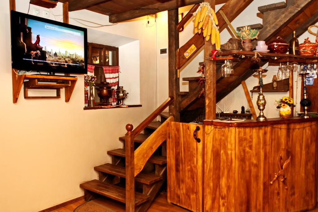 Bilya Richky Hotel Kamianets Podilskyi Bagian luar foto