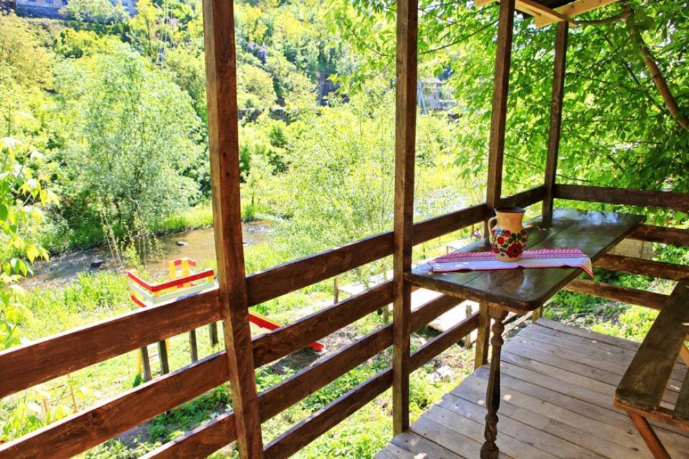 Bilya Richky Hotel Kamianets Podilskyi Bagian luar foto